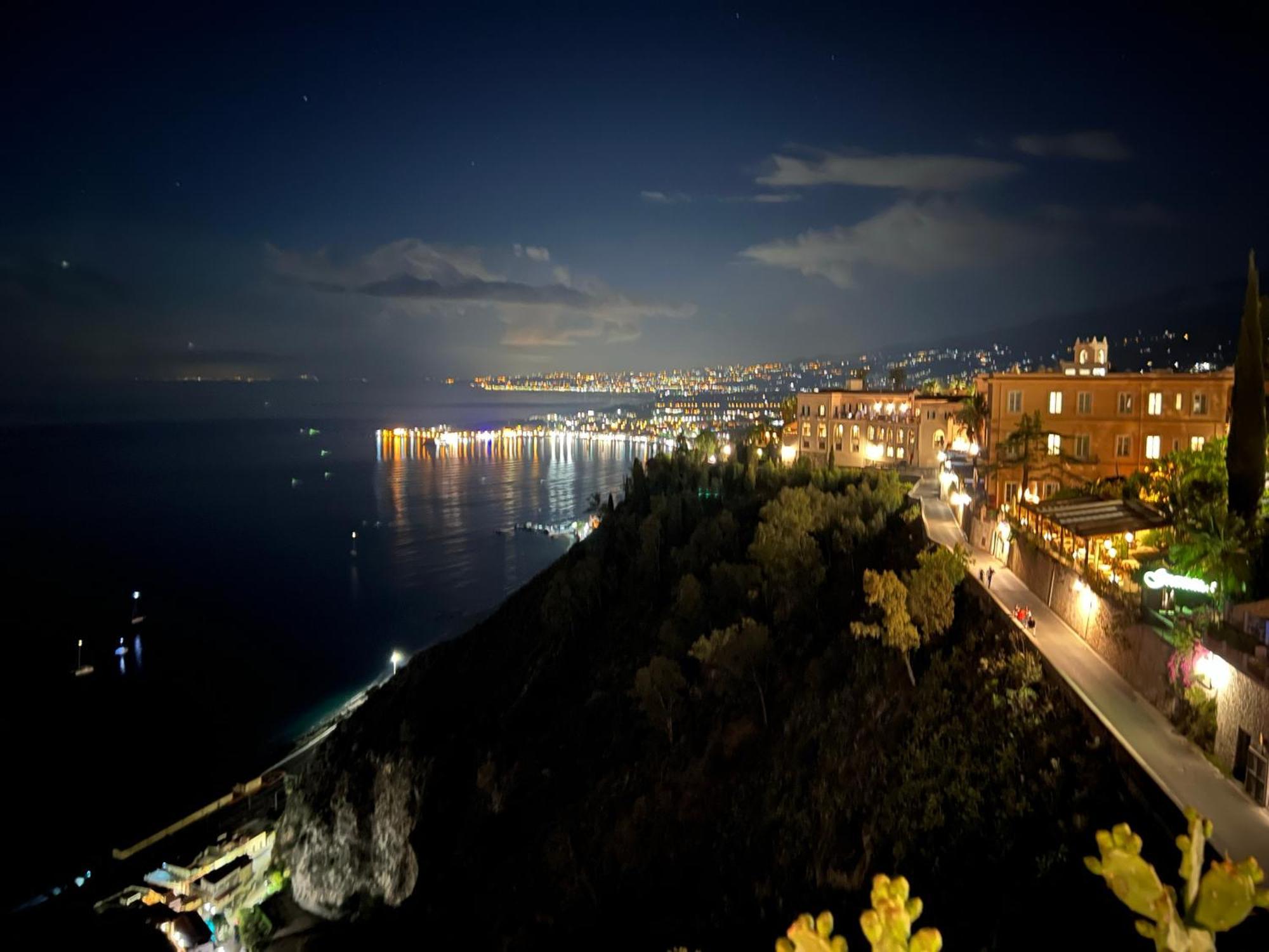 B&B Miroca Sant'Alessio Siculo Exterior photo